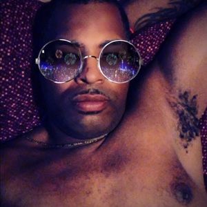 Meet your Posher, Tyron